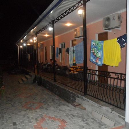 Galina Guest House Alakhadzi Ngoại thất bức ảnh