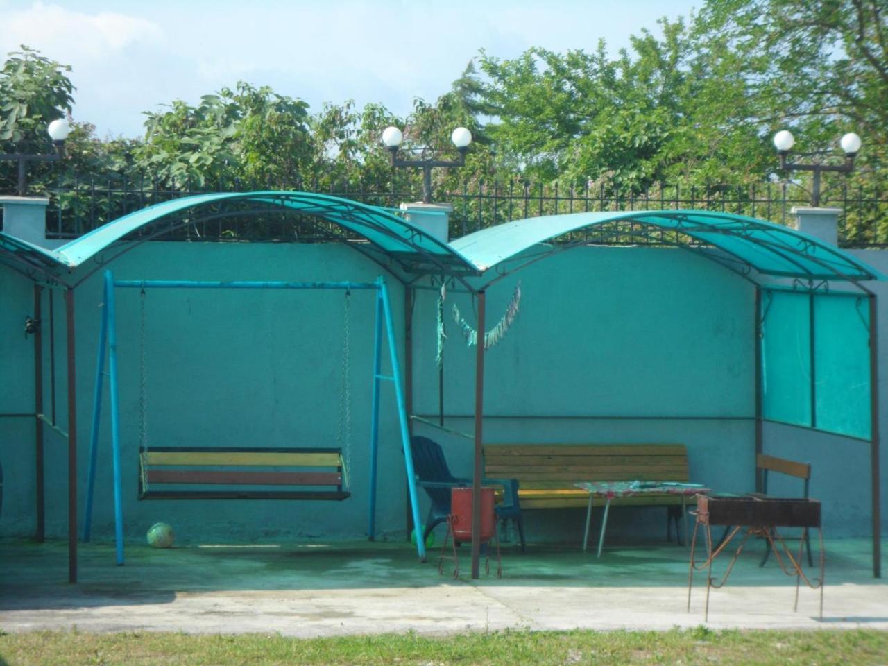 Galina Guest House Alakhadzi Ngoại thất bức ảnh