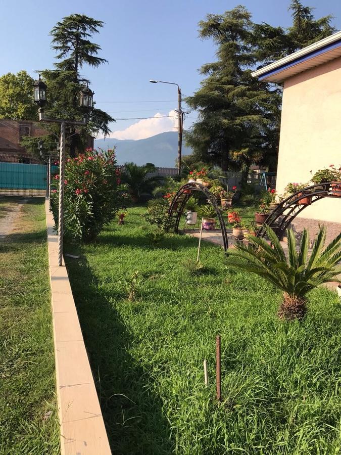 Galina Guest House Alakhadzi Ngoại thất bức ảnh